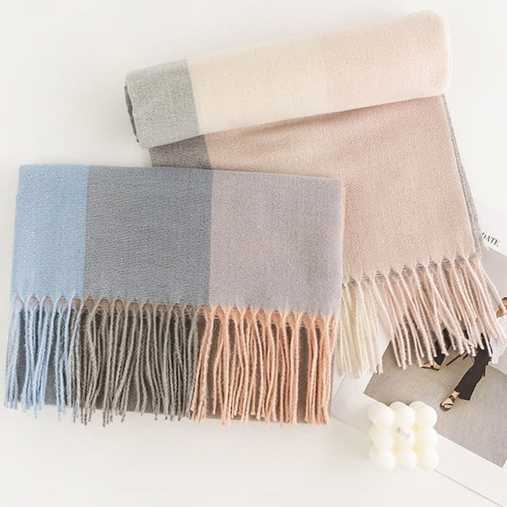 Sciarpa con nappe a quadri e scialle caldo da donna