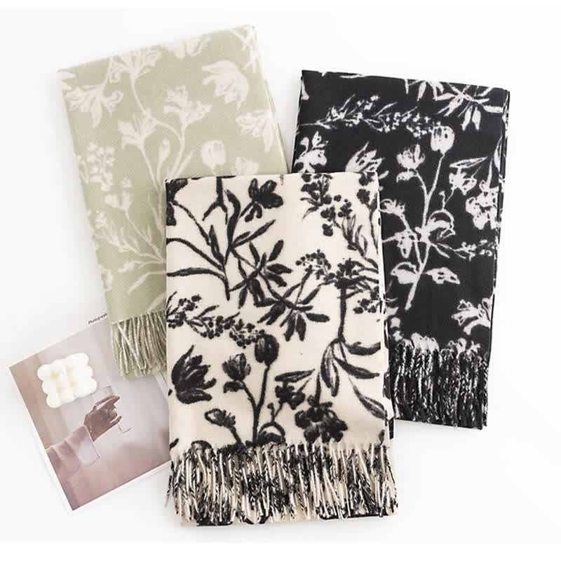 Sciarpa botanica con fiori dolci color crema da donna