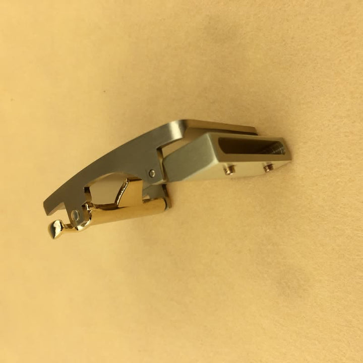 Cintura in pelle con fibbia automatica turchese con piuma in rilievo fai da te da uomo