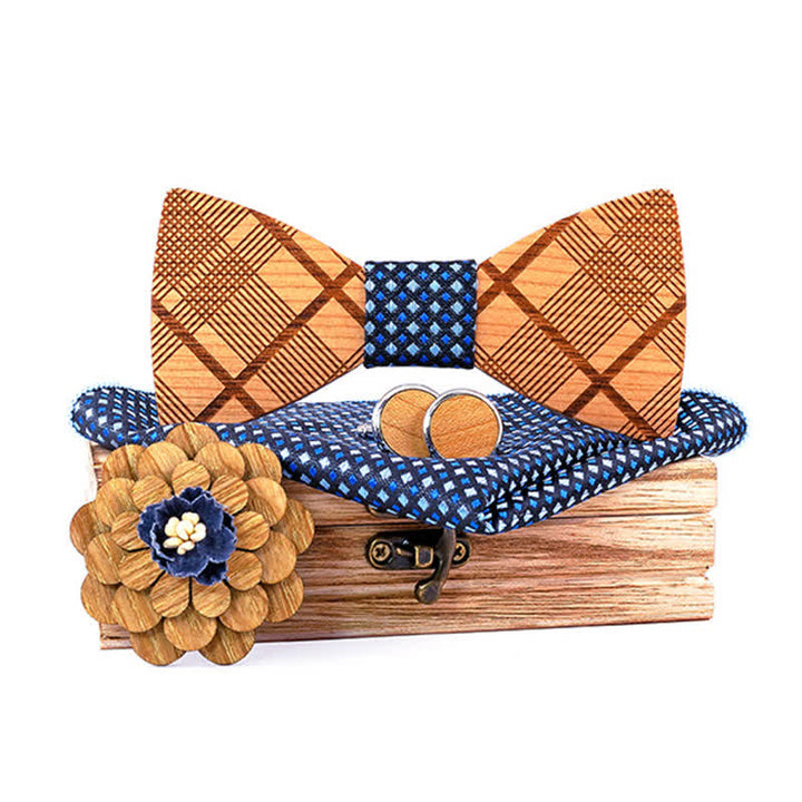 Set di 4 papillon in legno intagliato a quadri da uomo