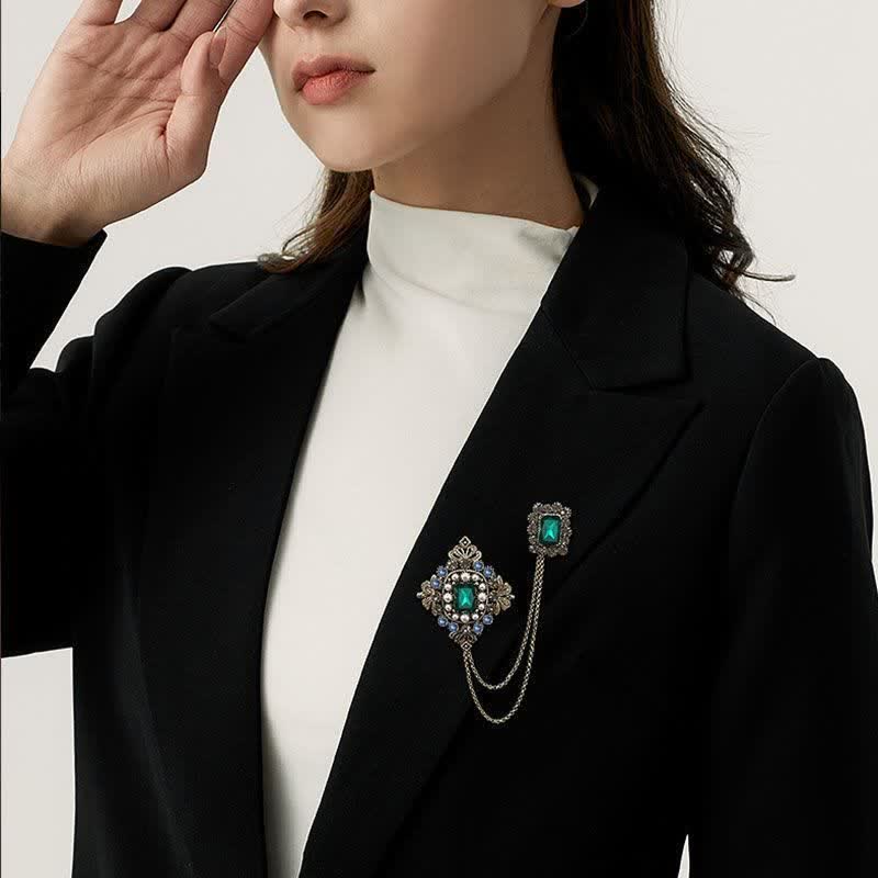 Spilla a catena da palazzo barocco da donna