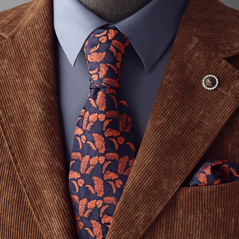 Cravatta da uomo con stampe di piume arancioni e blu navy