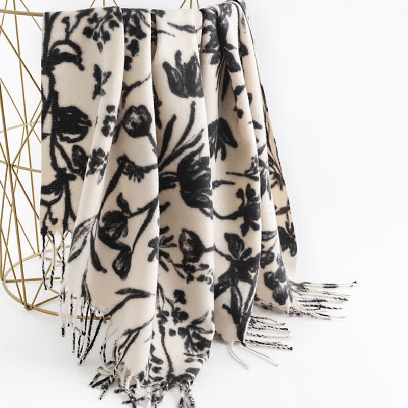 Sciarpa botanica con fiori dolci color crema da donna