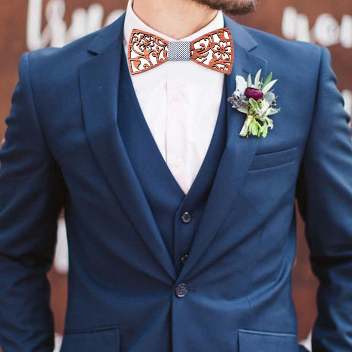 Set di 4 papillon in legno con motivo floreale cavo da uomo