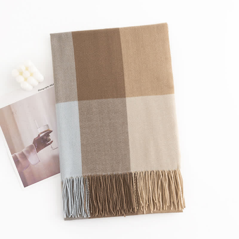 Sciarpa con nappe a quadri e scialle caldo da donna