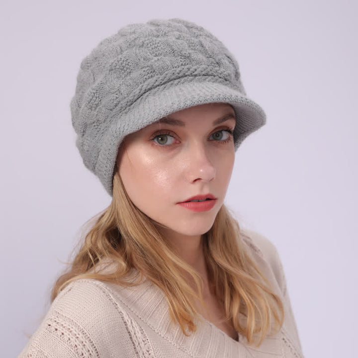 Cappello con visiera e fodera soffice e soffice da donna