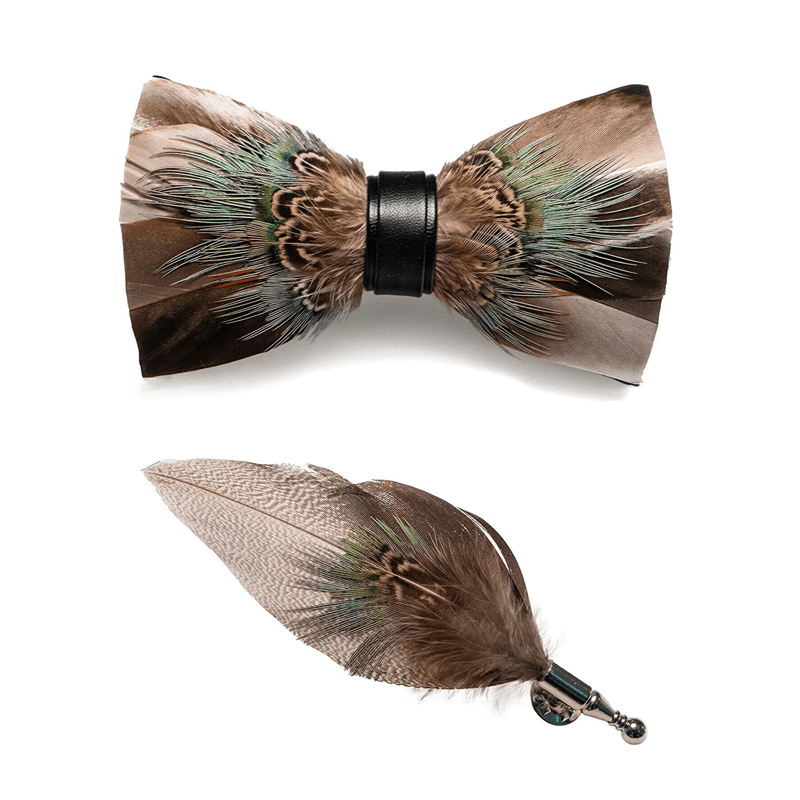 Papillon rustico marrone con piume per bambini con spilla da bavero