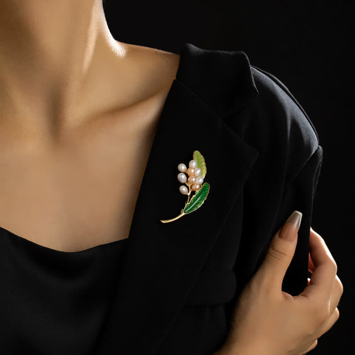 Spilla da donna in perle d'acqua dolce e gelsomino