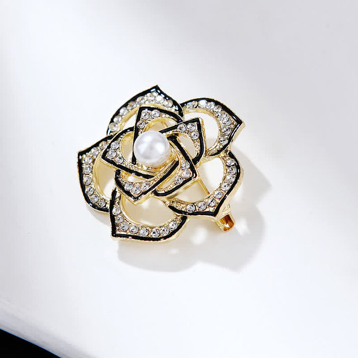 Spilla decorativa da donna con camelia cava