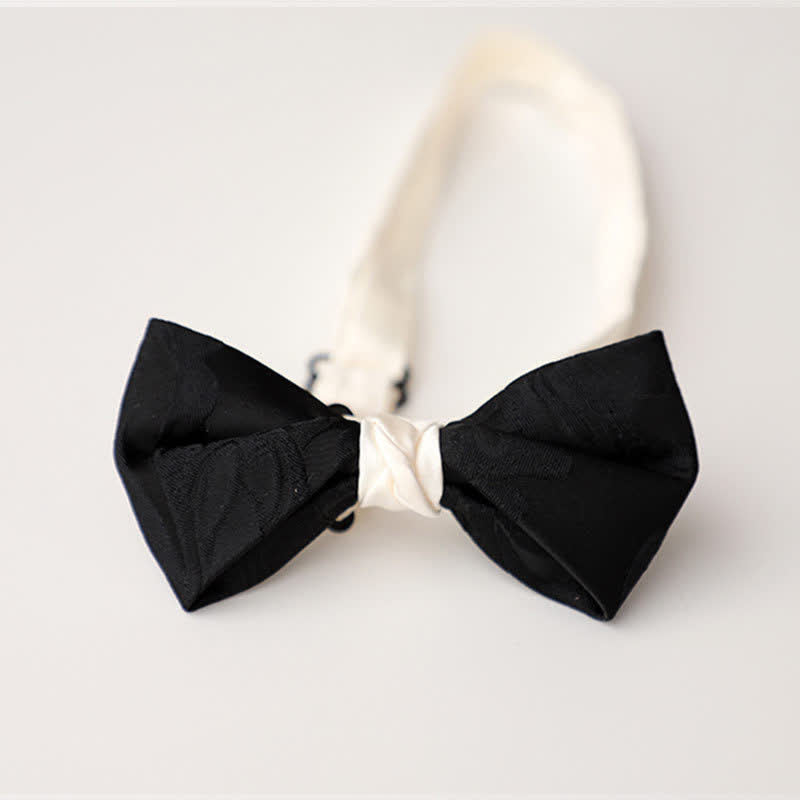 Papillon elegante da uomo nero abbinato bianco