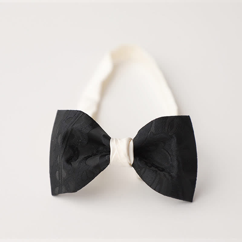 Papillon elegante da uomo nero abbinato bianco