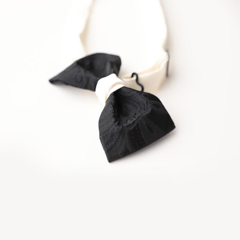 Papillon elegante da uomo nero abbinato bianco