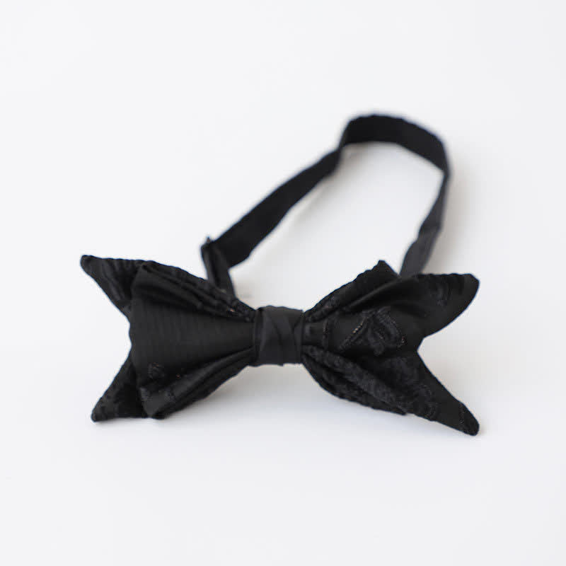 Papillon da uomo con motivo delicato nero