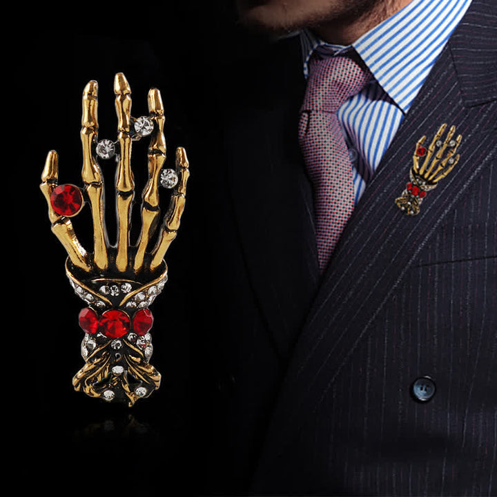 Spilla da uomo con strass a forma di dito scheletro