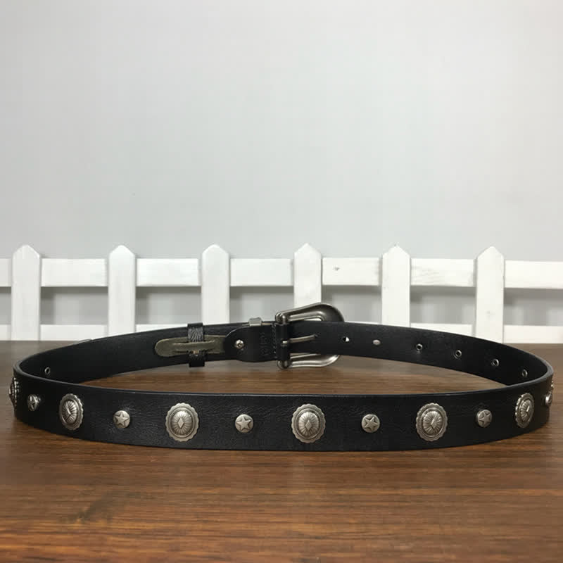 Cintura in pelle con borchie rotonde decorative e personalità