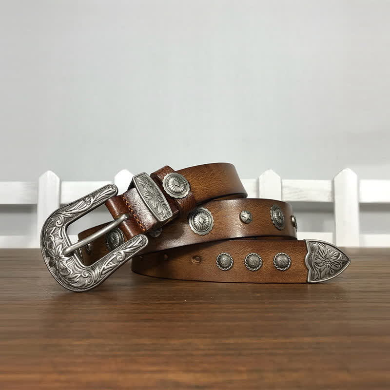Cintura in pelle con borchie rotonde decorative e personalità