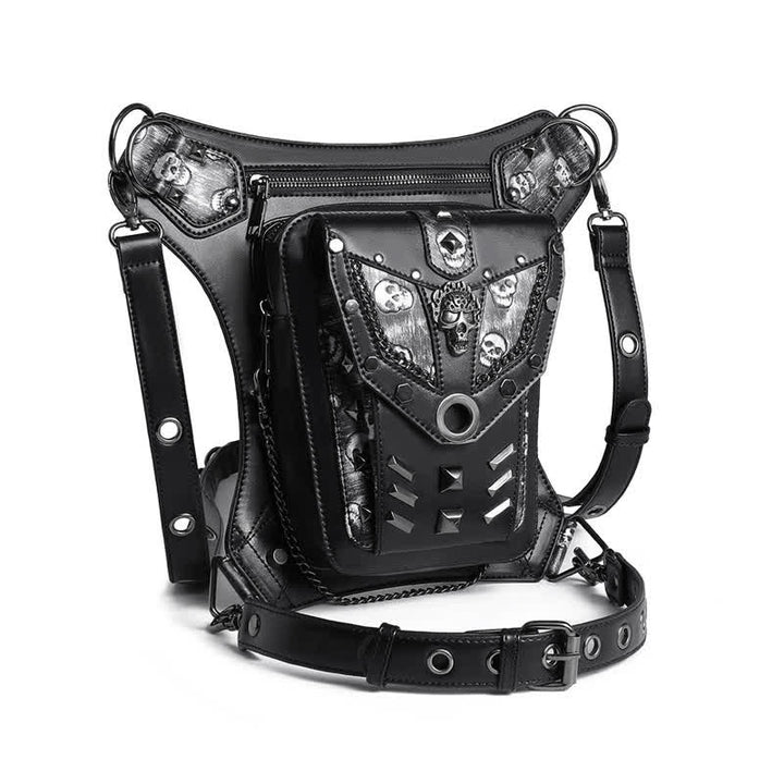 Borsa da gamba con catena Steampunk e decorazione a borchie con teschio