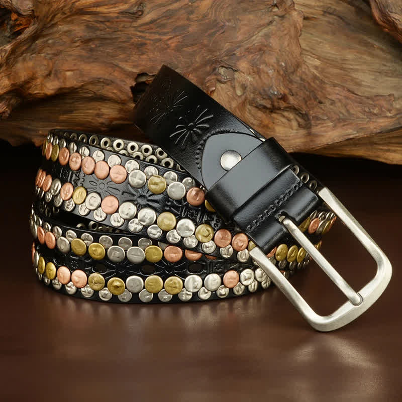 Cintura da uomo in pelle con borchie e bottoni multicolori