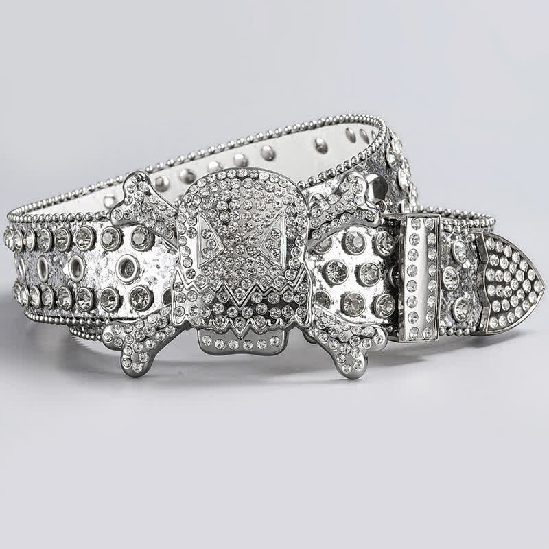 Cintura in pelle tempestata di strass di cristallo con testa di teschio