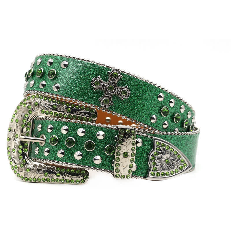 Cintura in pelle con borchie di strass e croce gotica alla moda