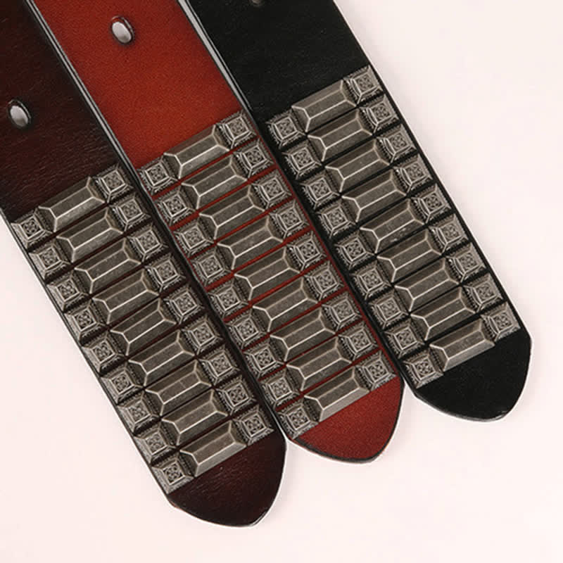 Cintura in pelle con borchie di metallo geometrico vintage