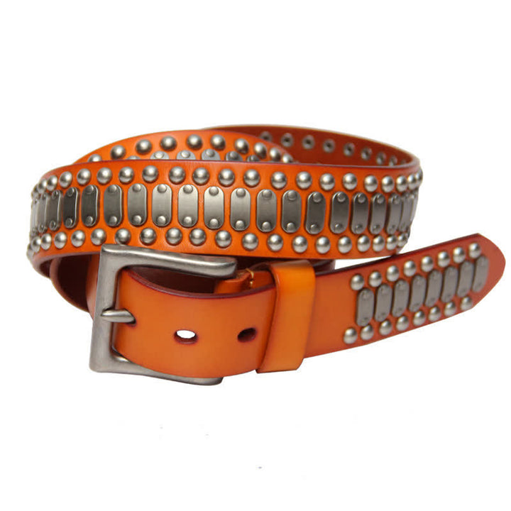 Cintura in pelle con borchie e rivetti in metallo casual e cool