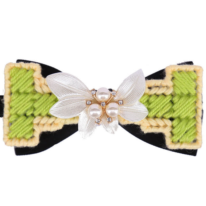 Papillon da uomo in lana intrecciata con perle e fiori di pietra