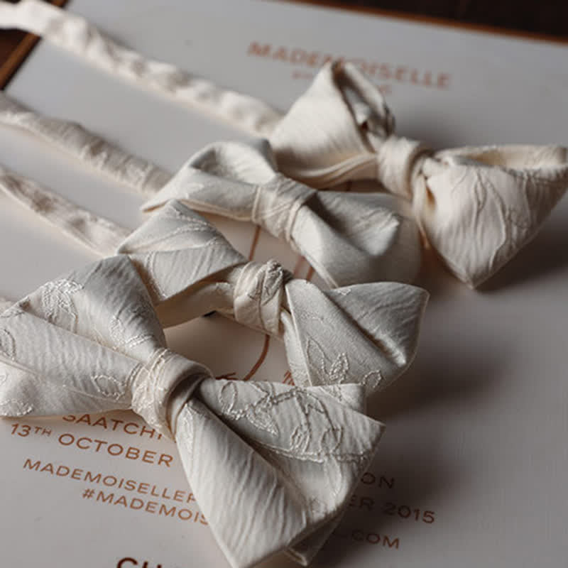 Papillon elegante da uomo in tinta unita bianco avorio - image 4