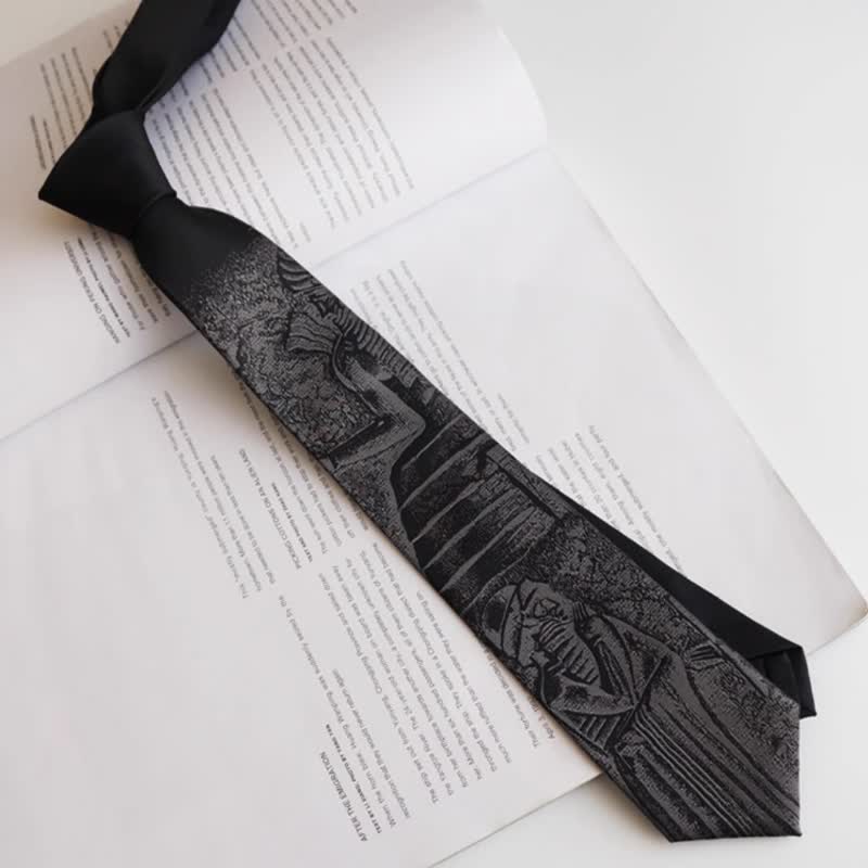 Cravatta nera da uomo con codice di Hammurabi - image 4