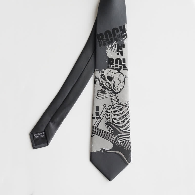 Cravatta da uomo con teschio grigio scuro stile rock punk