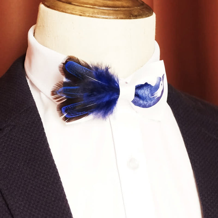 Papillon con piume di uccello blu navy e bianco puro
