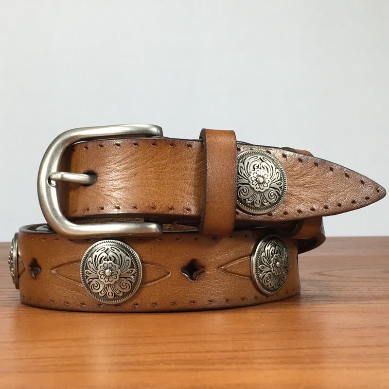 Cintura in pelle vintage con rivetti a forma di fiore intagliato rotondo - Marrone chiaro - 36 - image 0