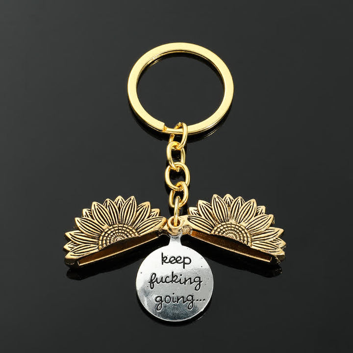 Collana portachiavi con ciondolo a forma di medaglione di girasole vintage - image 14