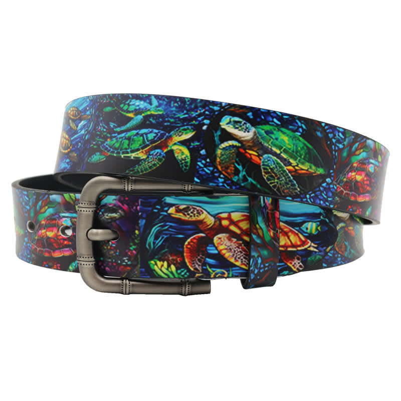 Cintura in pelle stampata con tartaruga colorata e animale marino