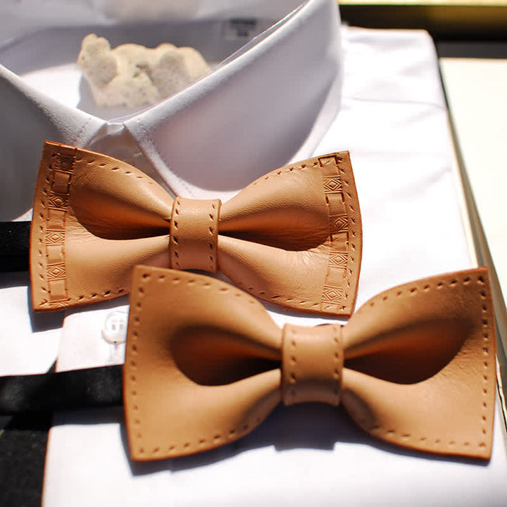 Papillon personalizzato in pelle conciata al vegetale da uomo - image 0