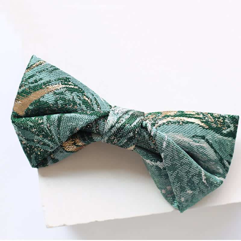 Papillon da uomo con accenti dorati e verde mare chiaro per matrimonio