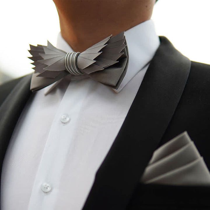 Papillon da uomo a forma di ali realistiche in argento e grigio