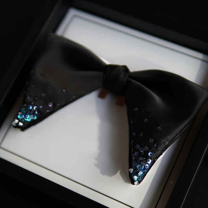 Papillon oversize a punta con paillettes blu sfumato da uomo