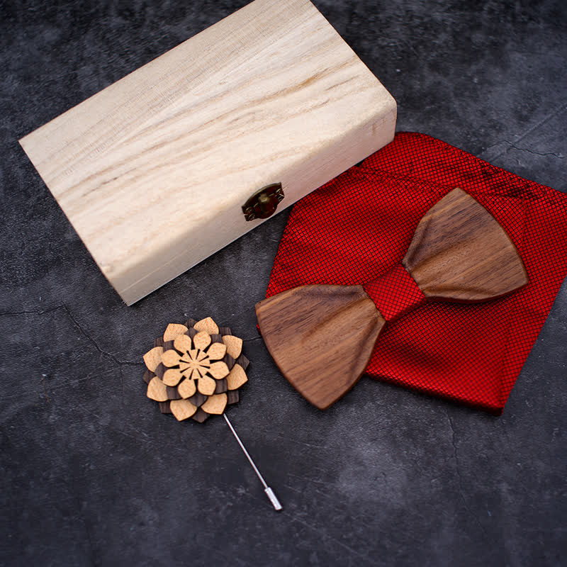 Set di 3 papillon decorativi in legno naturale da uomo