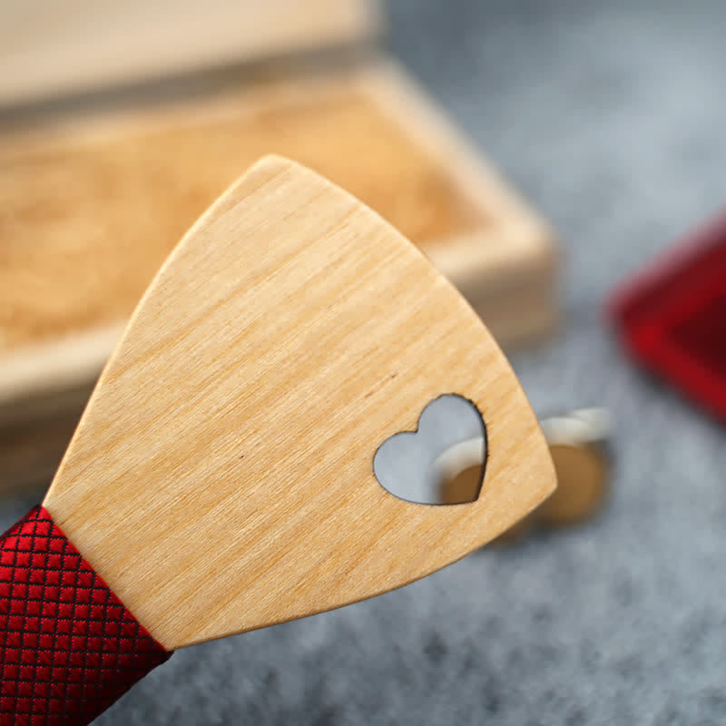 Set di 3 papillon in legno a forma di cuore cavo da uomo
