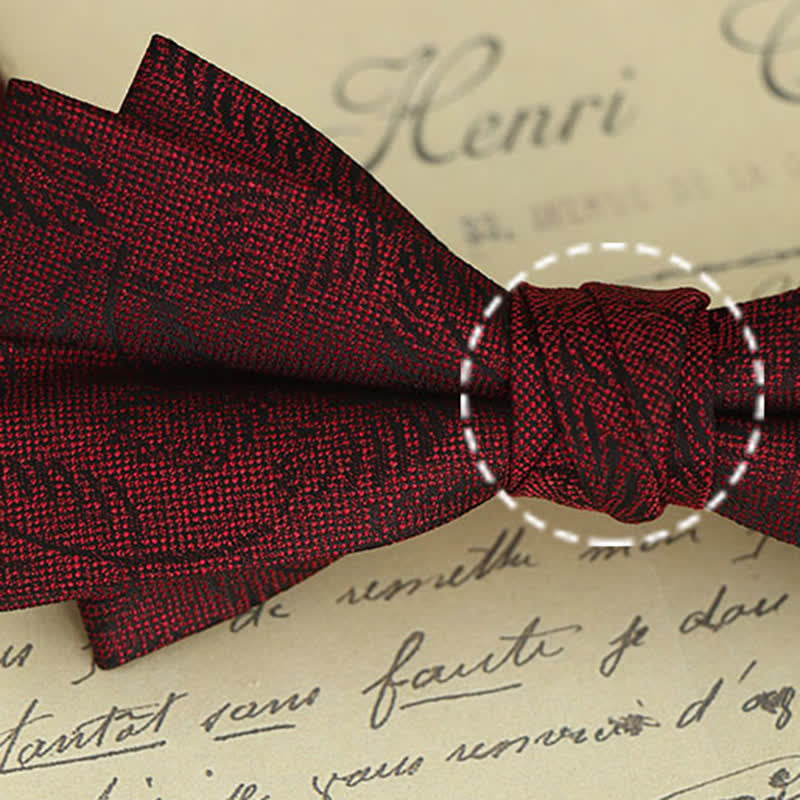 Set di 2 fazzoletti con papillon e motivo floreale bordeaux da uomo