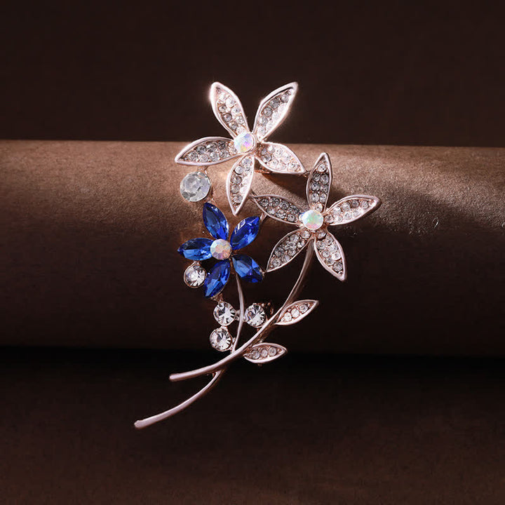Spilla da donna con fiore di strass scintillanti