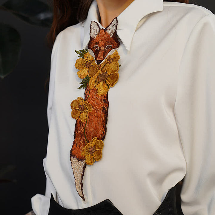 Cravatta con cerniera ricamata con fiori di volpe vintage da donna
