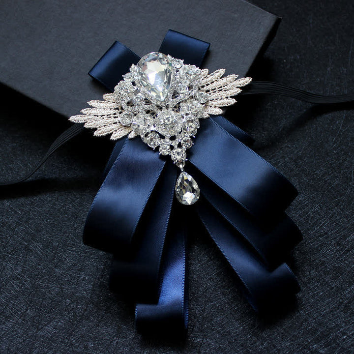 Cravatta a farfalla con nastro pendente in strass di cristallo retrò - Marina Militare - image 1