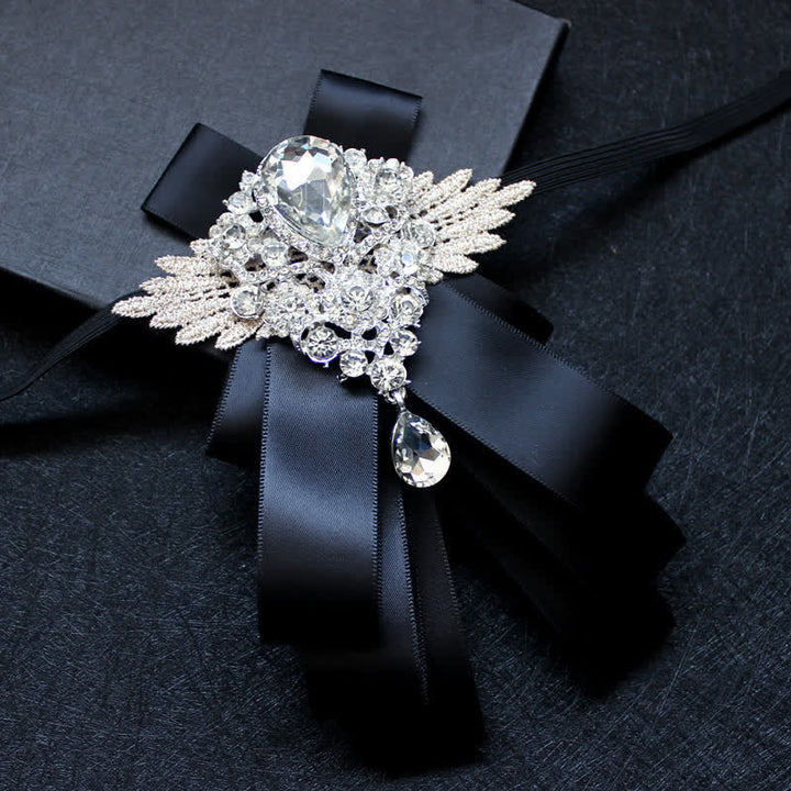 Cravatta a farfalla con nastro pendente in strass di cristallo retrò - Nero - image 4