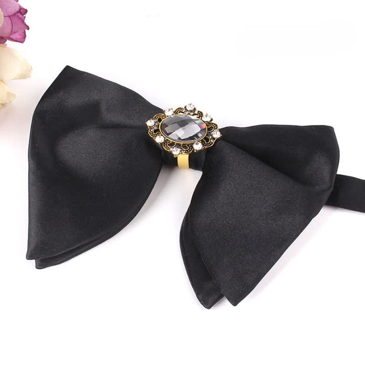 Papillon oversize a punta con strass a farfalla nera da uomo