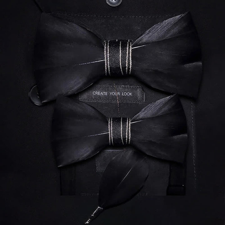 Papillon nero con piume nobili per bambini con spilla da bavero