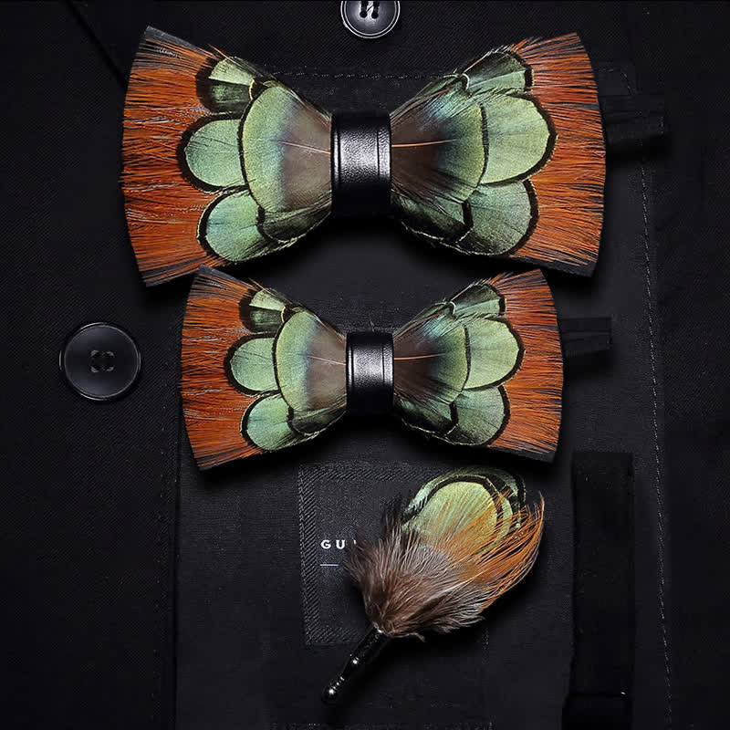 Papillon con piume verde chiaro e marrone per bambini