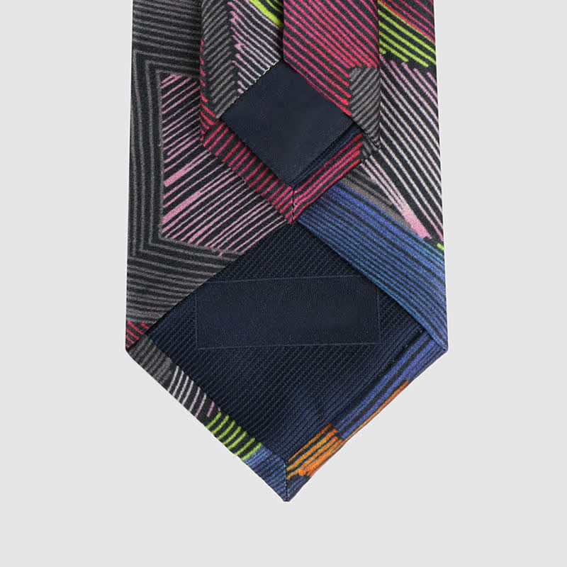 Cravatta da uomo moderna con linee geometriche multicolori