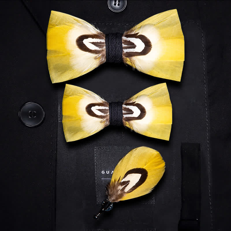 Papillon con piume di pappagallo giallo e spilla da bavero - Set Genitore-Figlio - image 5